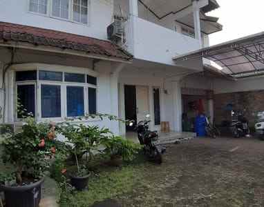 dijual rumah taman malaka selatan