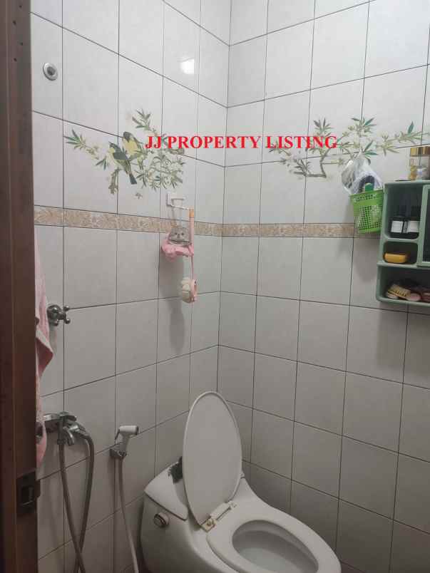 dijual rumah taman palem lestari cengkareng