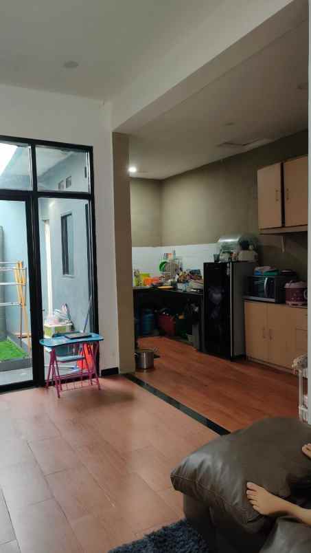 dijual rumah taman raflesia