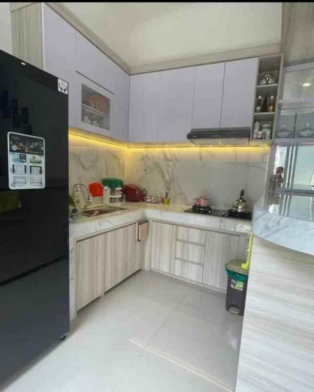 dijual rumah taman tlogomulyo