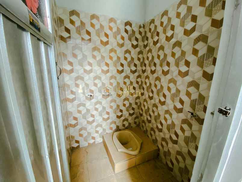 dijual rumah tamanmartani kec kalasan