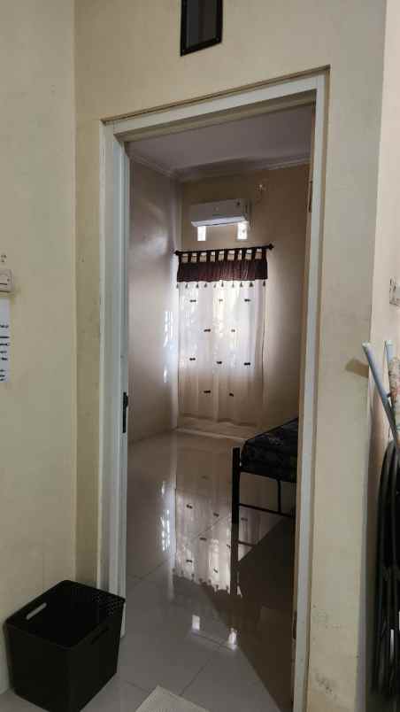dijual rumah tembalang
