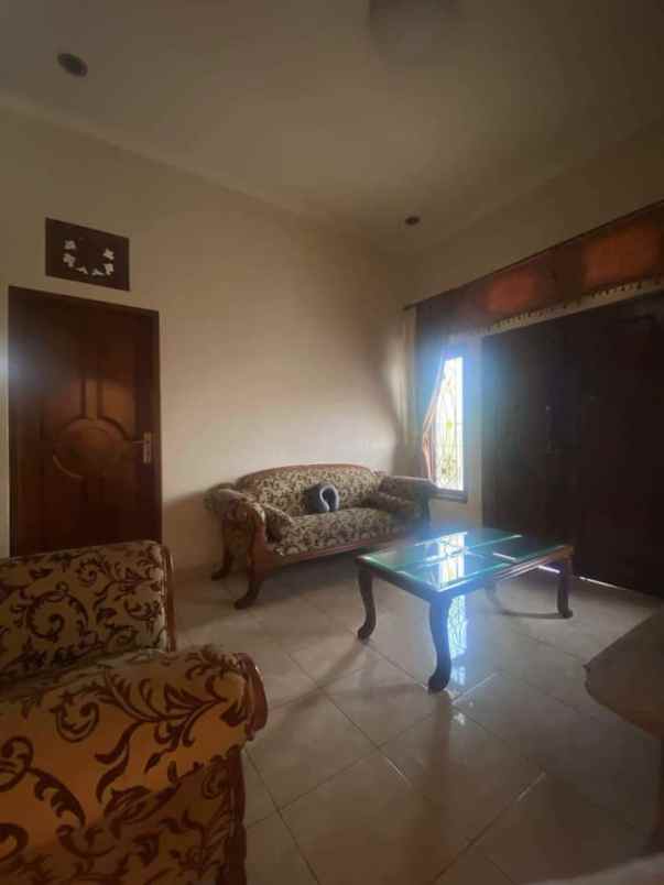 dijual rumah terusan buah batu