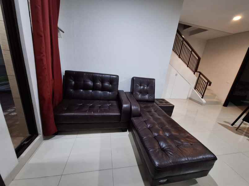 dijual rumah the eminent bsd city