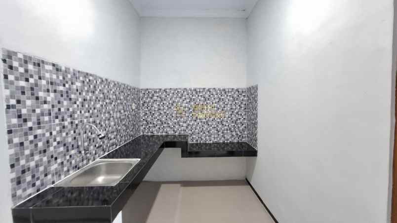 dijual rumah tirtomartani kalasan