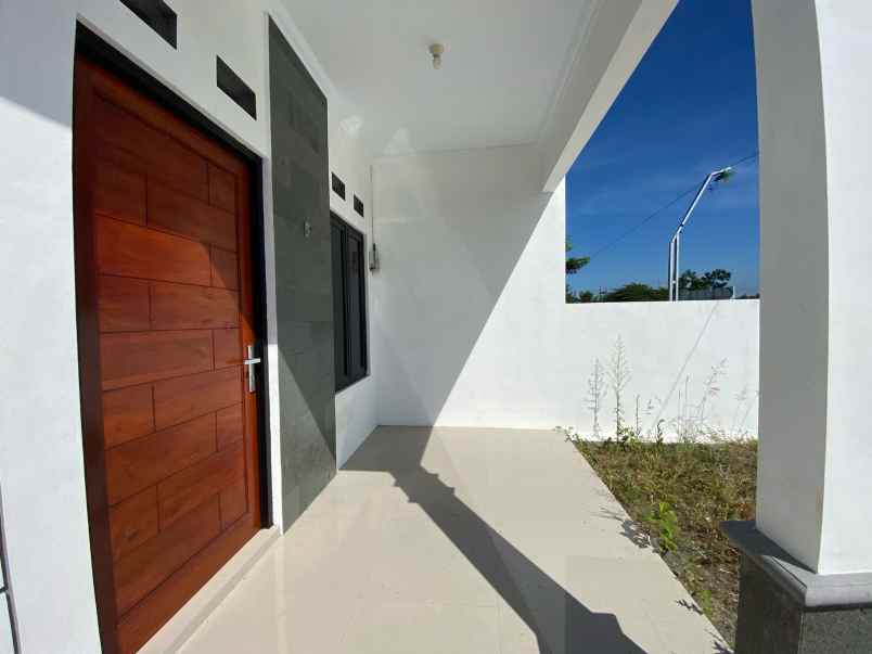 dijual rumah trunuh klaten selatan