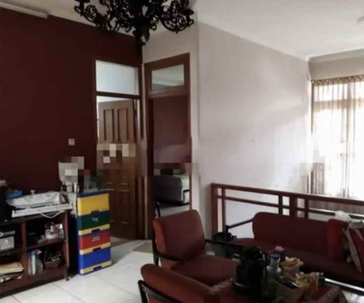 dijual rumah tulodong bawah senayan