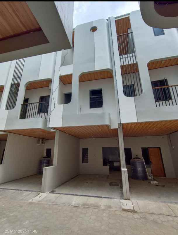 dijual rumah utan kayu utara matraman