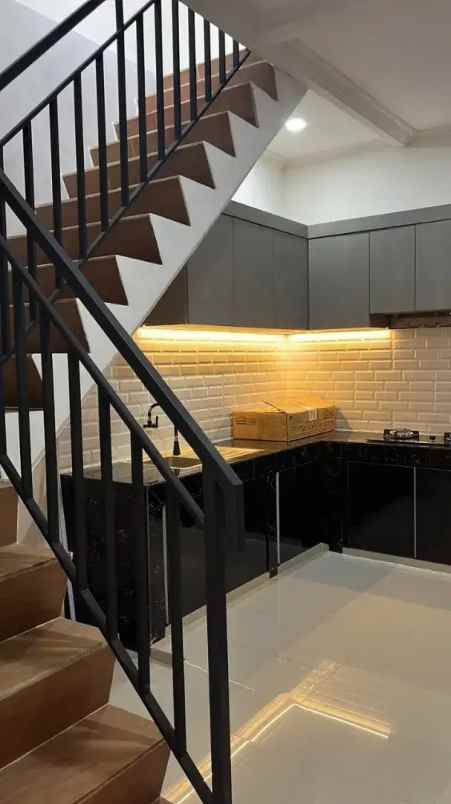 dijual rumah vila pamulang