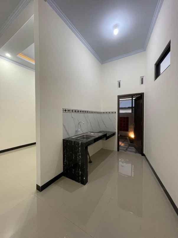 dijual rumah wedomartani ngemplak