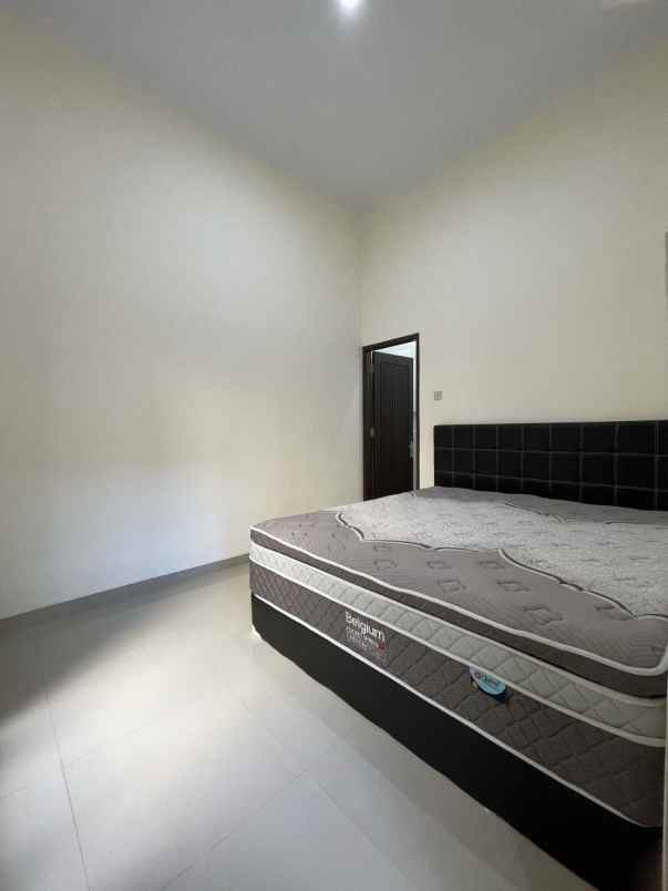 dijual rumah wedomartani ngemplak