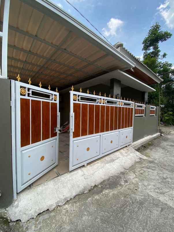 dijual rumah wedomartani ngemplak