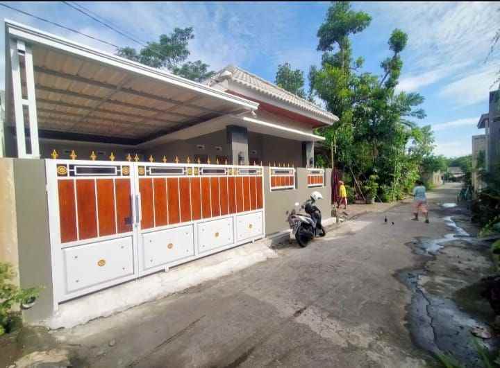 dijual rumah wedomartani ngemplak