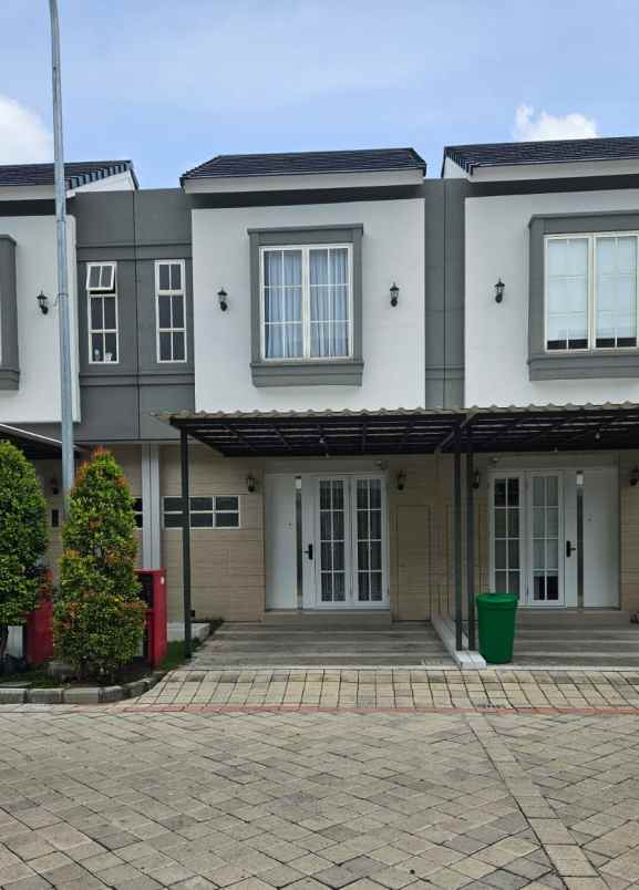 dijual rumah wisata bukit mas