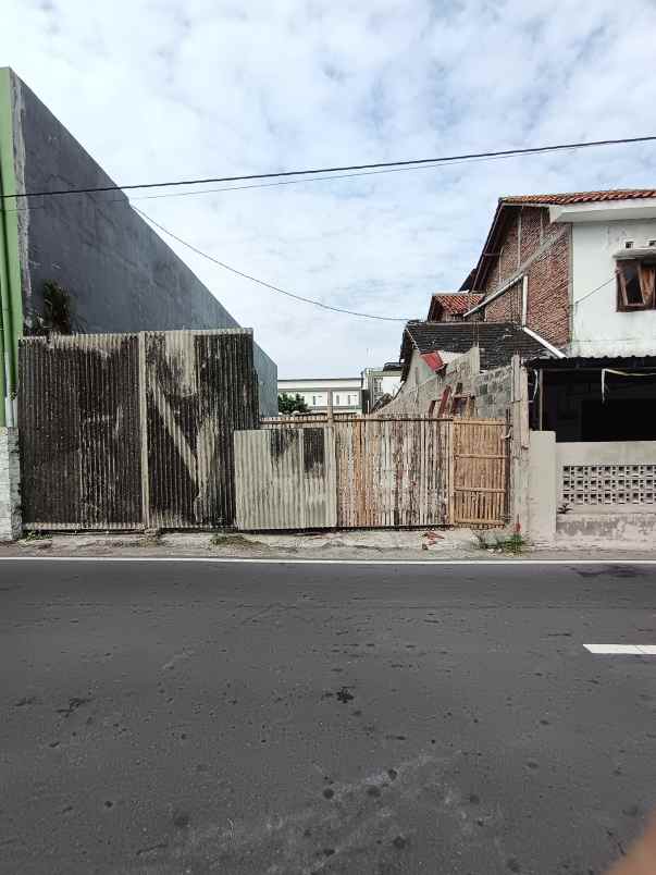 dijual tanah alpukat