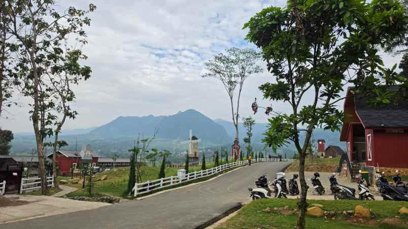 dijual tanah jalan raya puncak dua