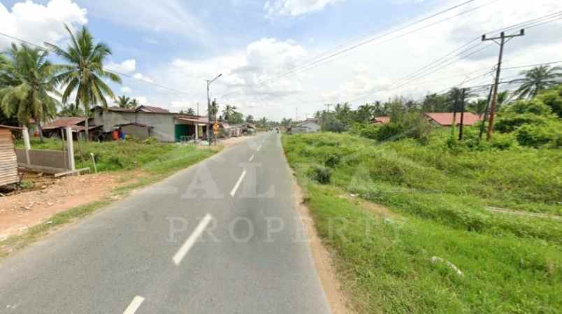 dijual tanah jalan raya sungai kakap