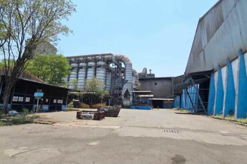 dijual tanah jl gajah mada