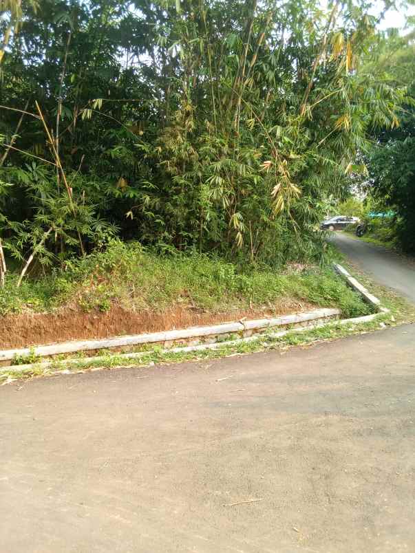 dijual tanah shm pinggir jalan