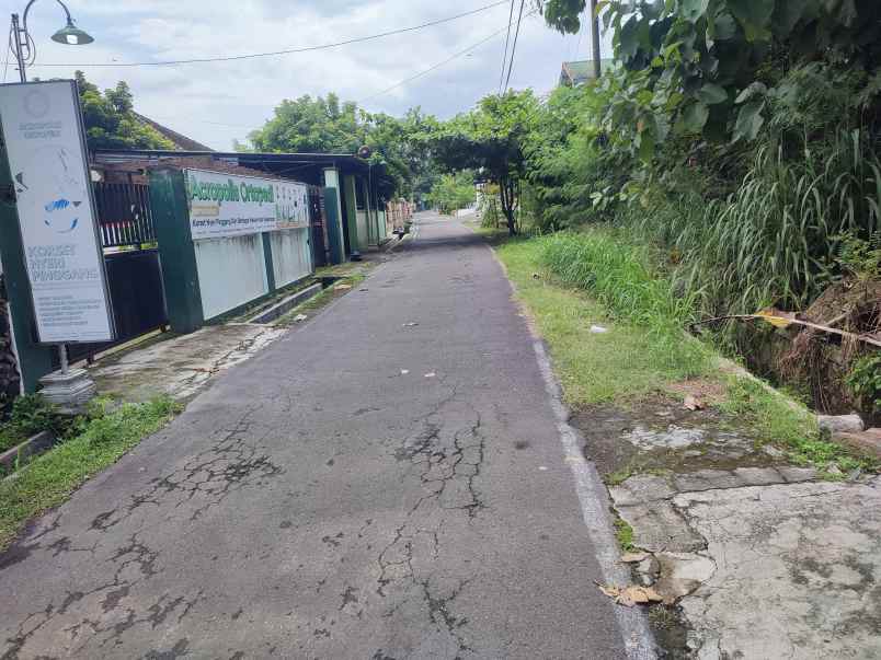 dijual tanah strategis di tohudan colomadu karanganyar