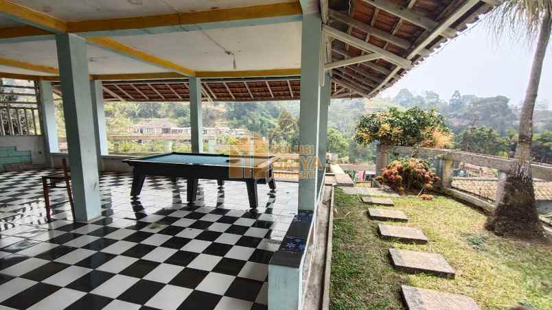 dijual villa kelurahan cibereum