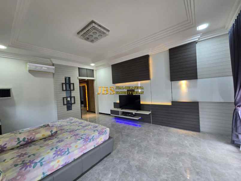 dijual villa komplek villa panbil jalan