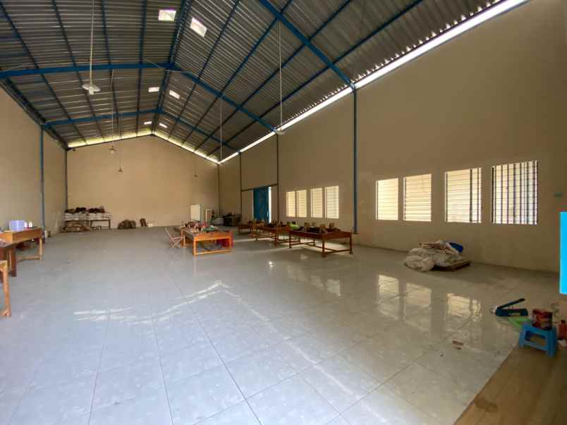 disewakan gudang di ponorogo
