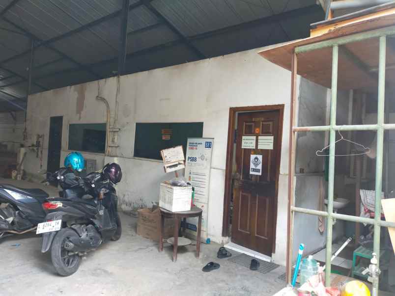 disewakan gudang tropodo i