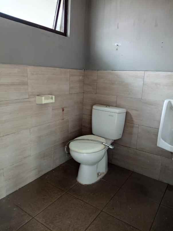 disewakan ruko bagus magnetica square lippo cikarang