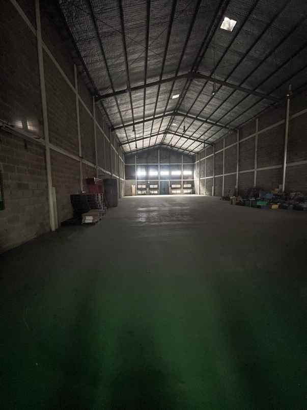 disewakan ruko gudang kantor delta silicon lippo cikarang