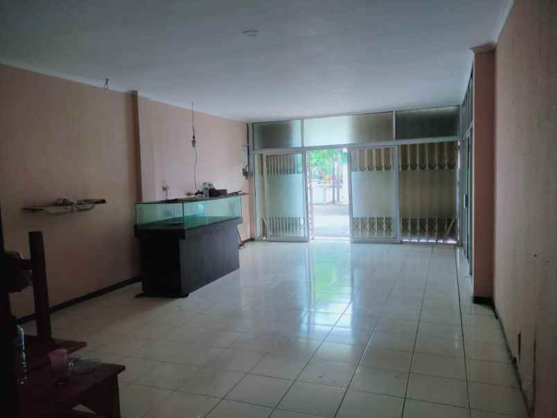disewakan ruko gudang kantor fira 51