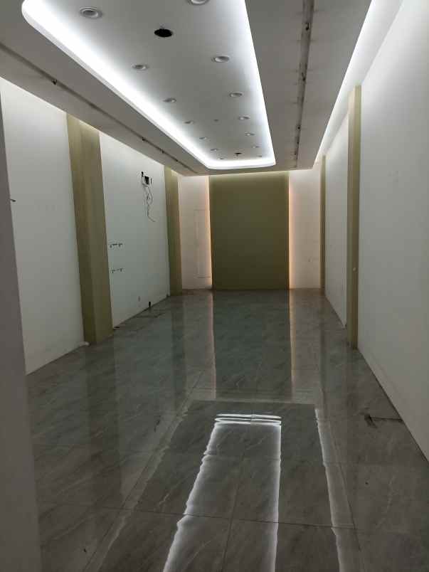 disewakan ruko gudang kantor jemursari