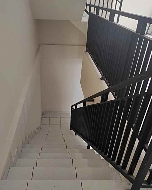 disewakan ruko gudang kantor kemang utara