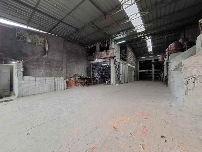 disewakan ruko gudang kantor klender
