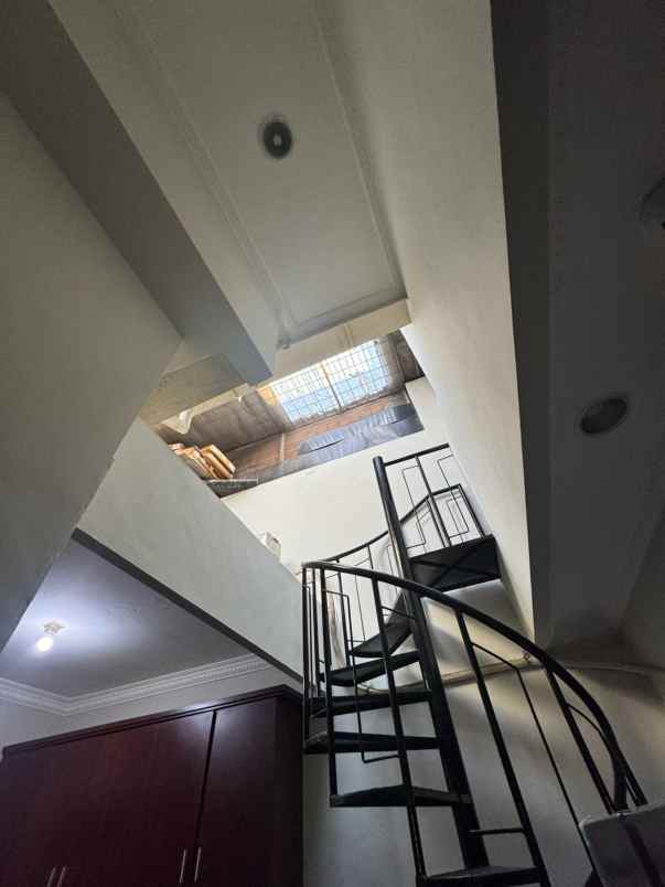 disewakan rumah babatan panti utara