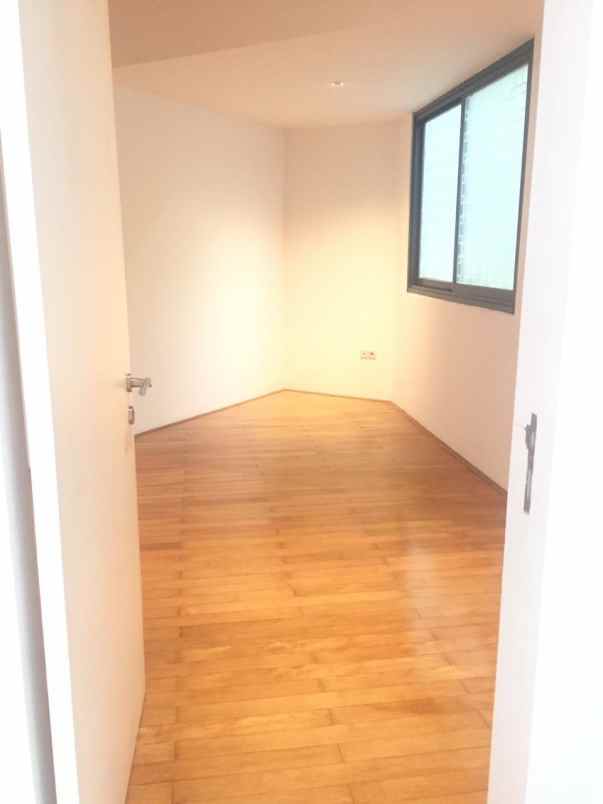 disewakan rumah bintaro pesanggrahan