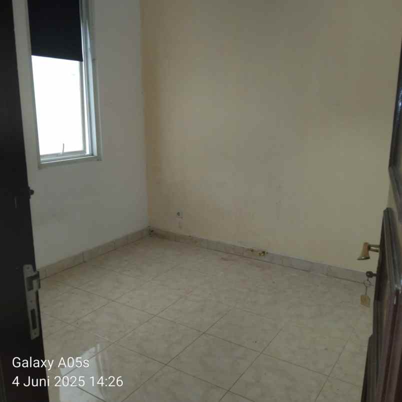 disewakan rumah harapan indah cluster