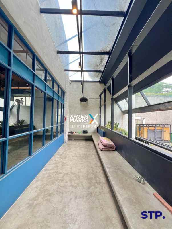 disewakan rumah komersil mewah jalan opak darmo