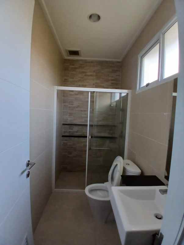 disewakan rumah sedayu city kelapa gading