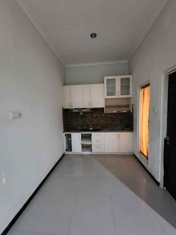 disewakan rumah taman rivera regency