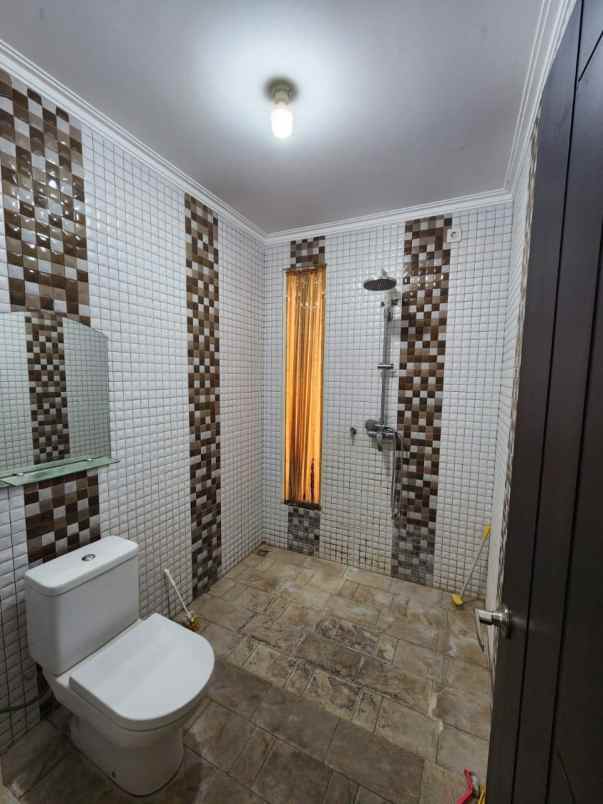 disewakan rumah taman rivera regency