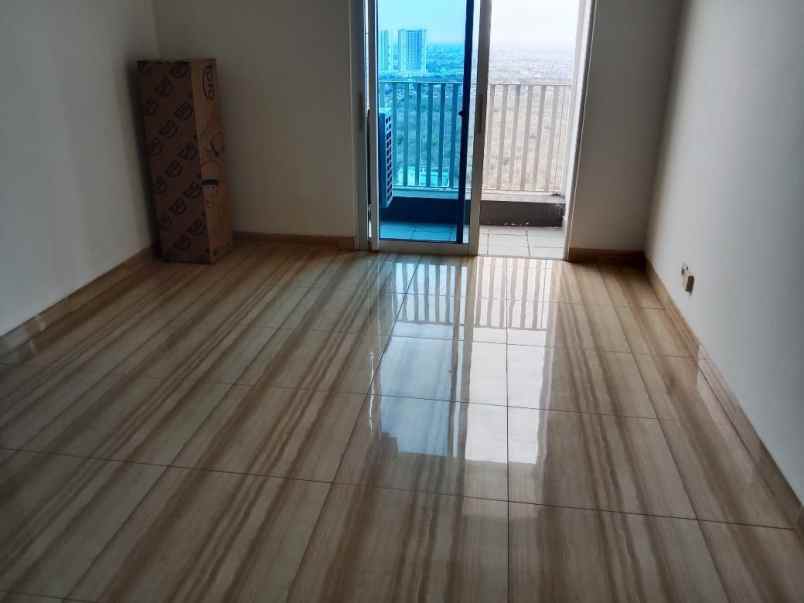 disewakan unit furnish apartemen grand sungkono lagoon