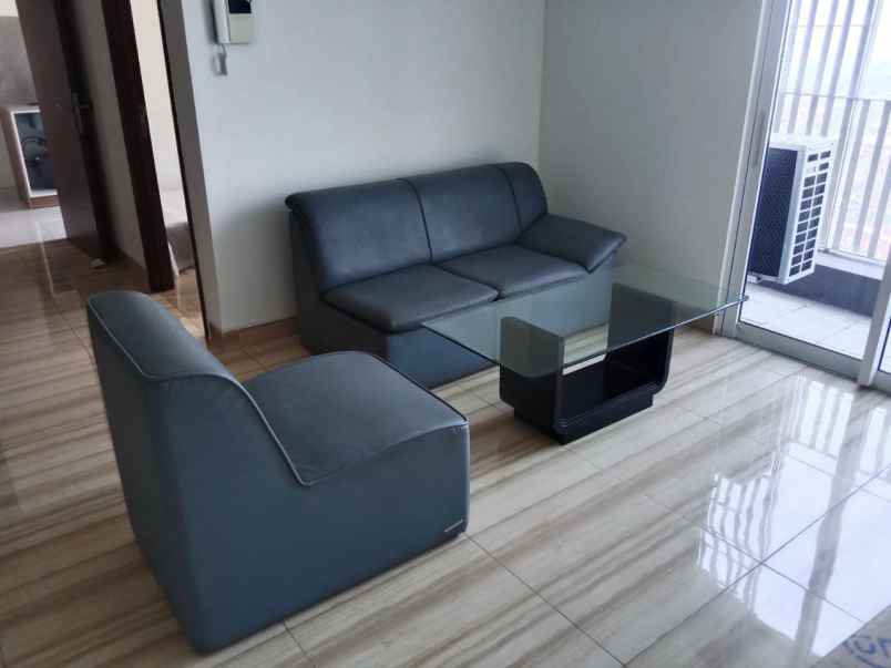 disewakan unit furnish apartemen grand sungkono lagoon