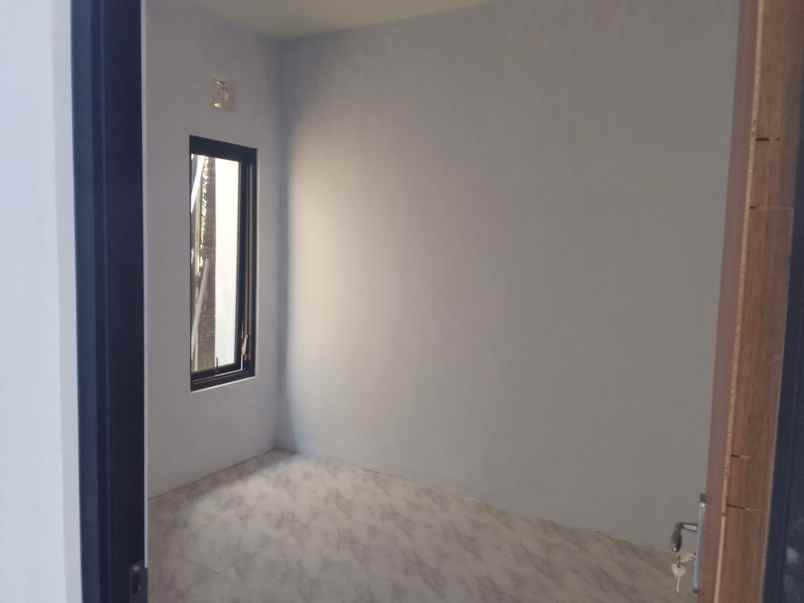 hunian modern minimalis dekat taman wisata batu