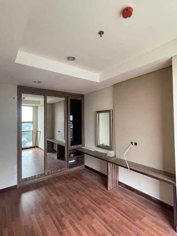 jual apartemen somerset kencana 2br semi furnished