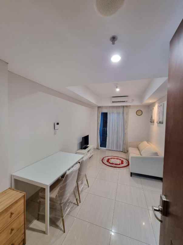 jual apartment grand sungkono lagoon lt 16 surabaya