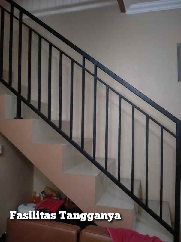 jual rumah 2 5 lantai siap huni