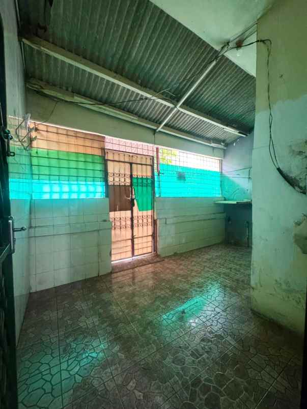 jual rumah di empang bahagia jelambar jakarta barat