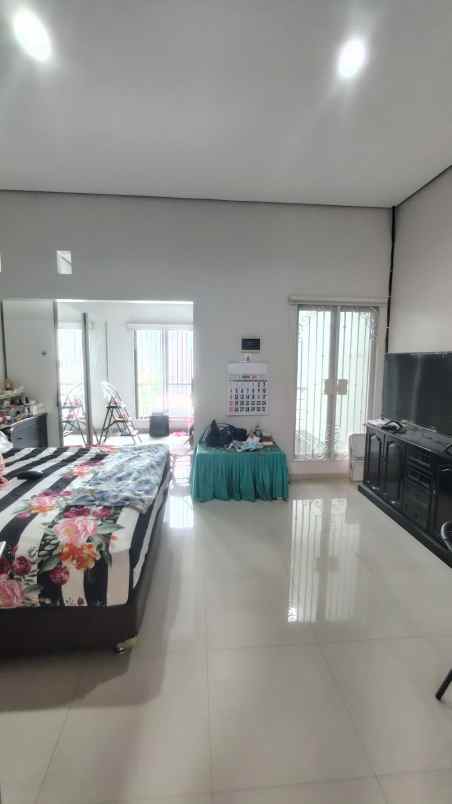 jual rumah kav dki meruya utara jak bar