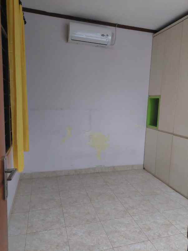 jual rumah komplek kintamani daan mogot